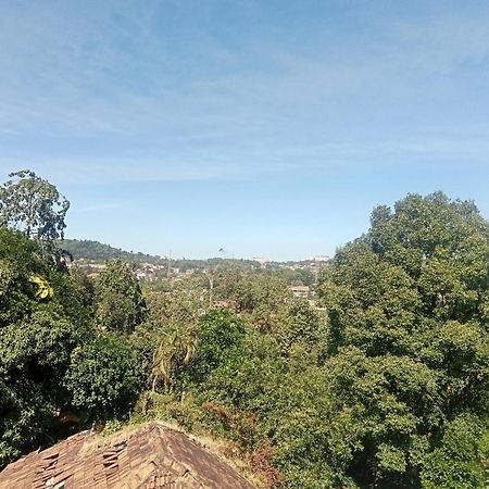Eshwarkrupa Homestay Madikeri Dış mekan fotoğraf