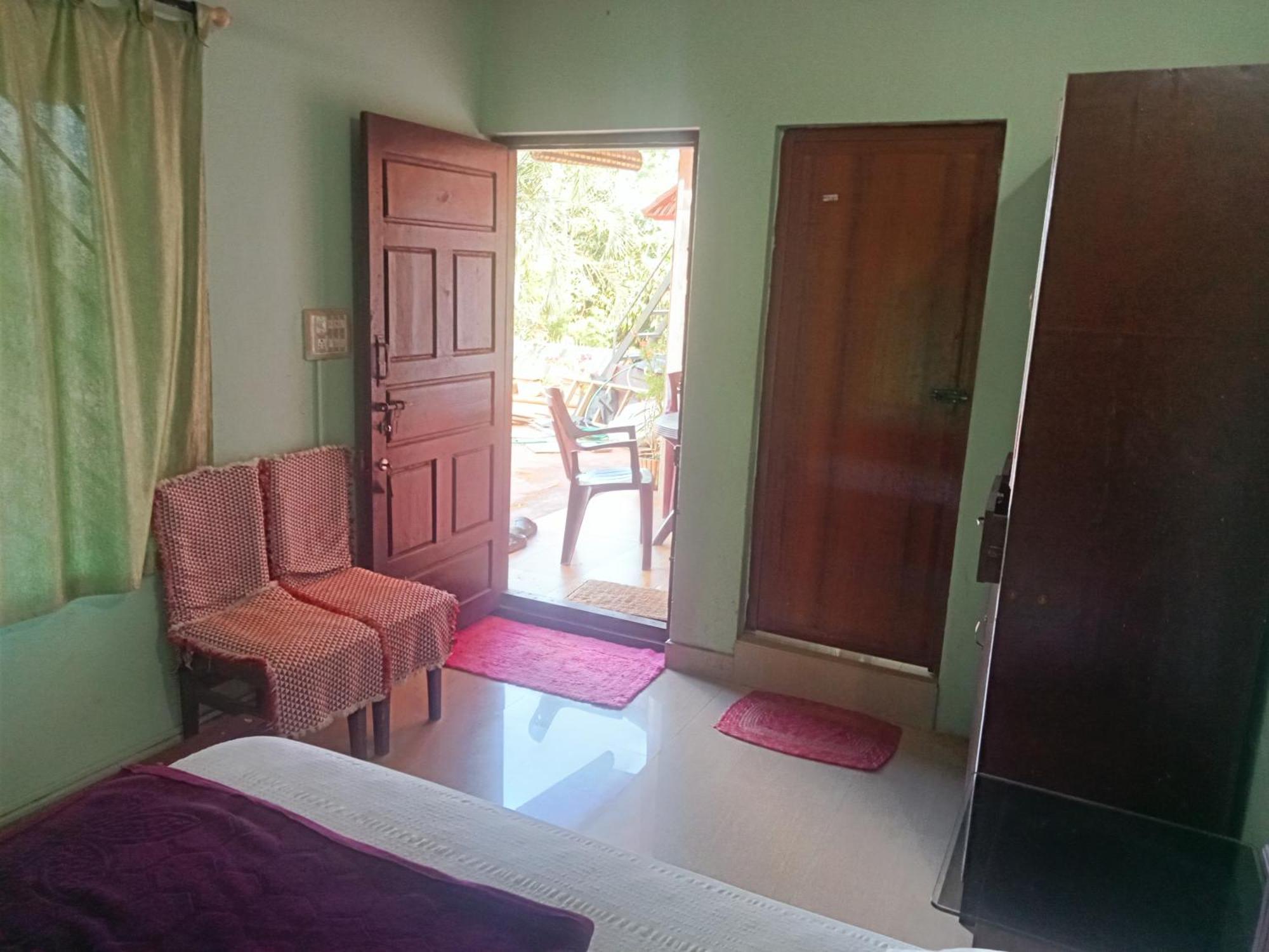 Eshwarkrupa Homestay Madikeri Dış mekan fotoğraf