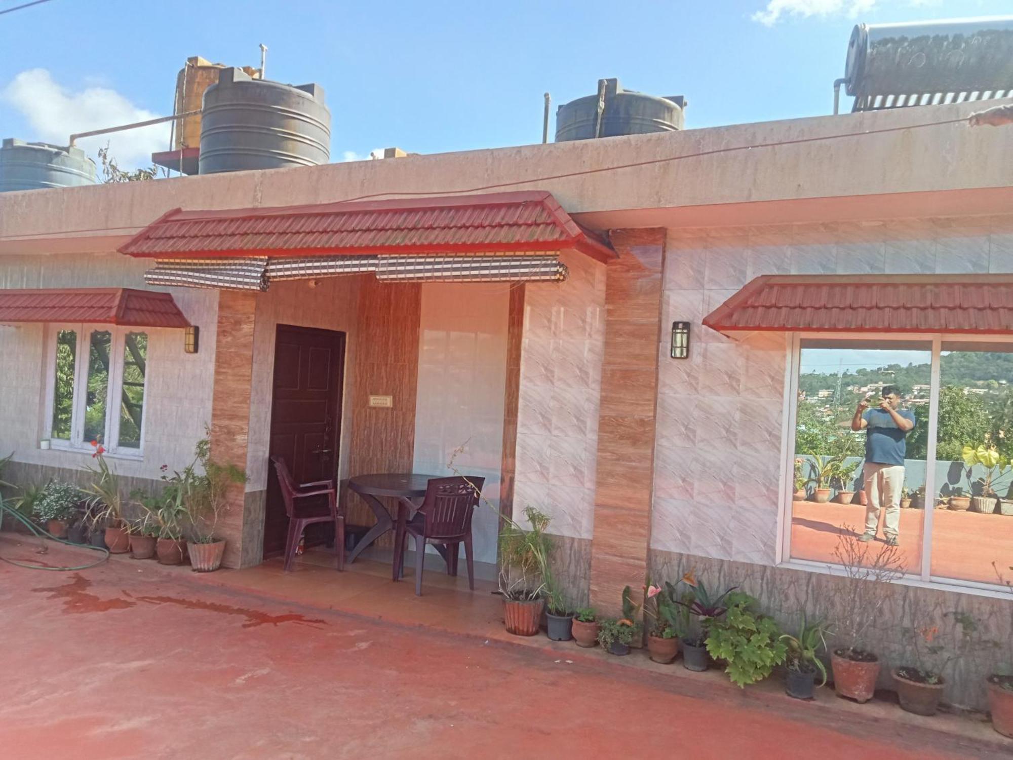 Eshwarkrupa Homestay Madikeri Dış mekan fotoğraf