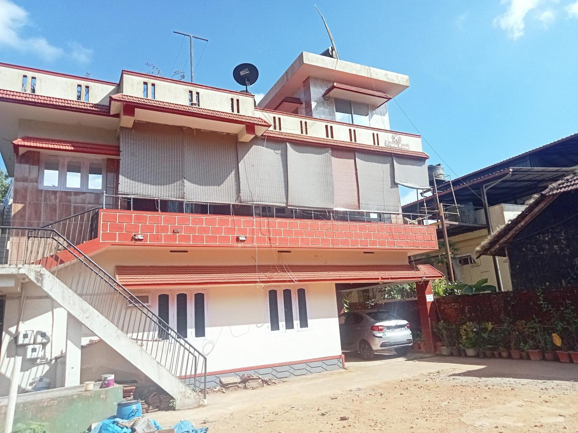 Eshwarkrupa Homestay Madikeri Dış mekan fotoğraf