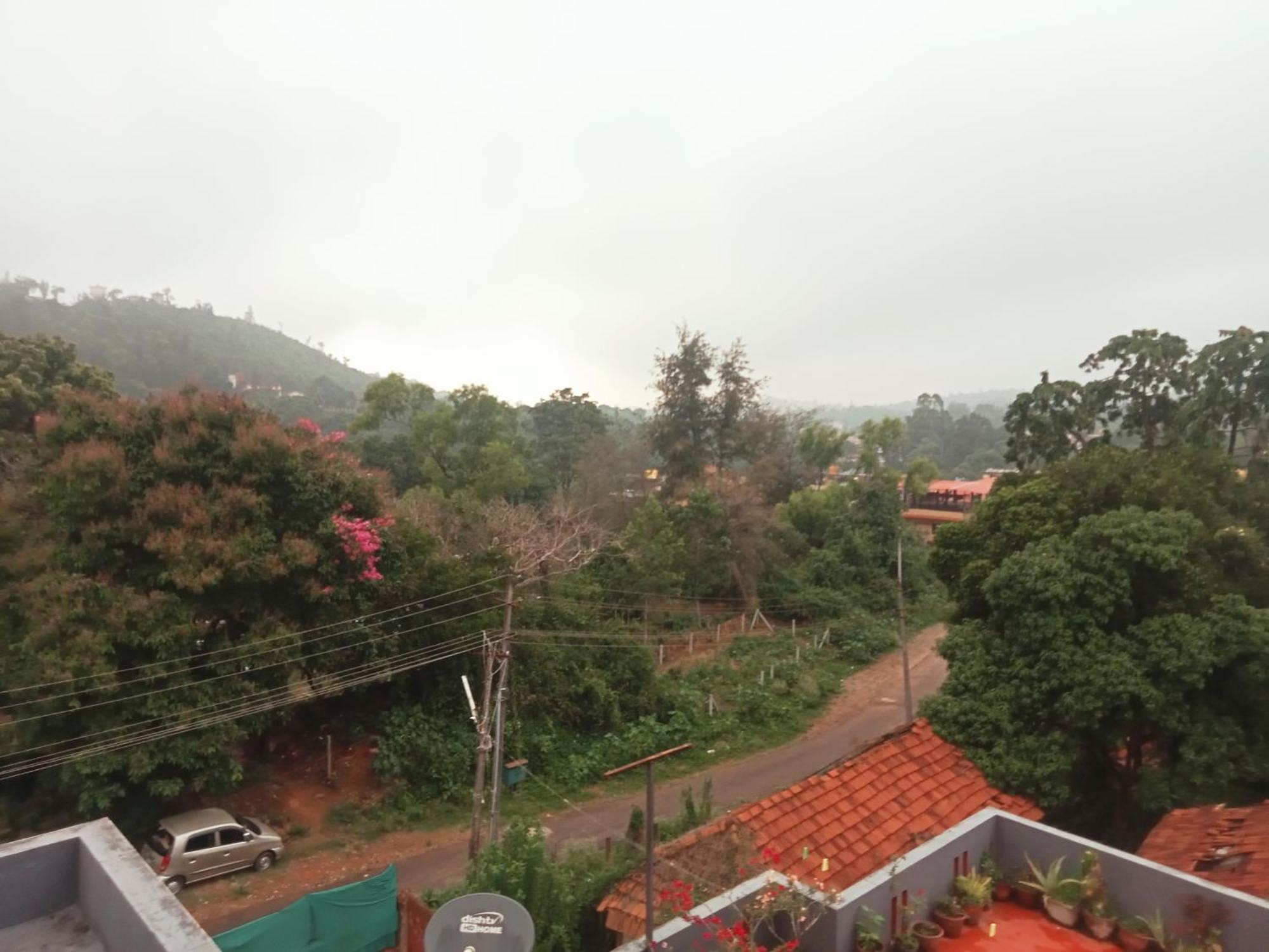 Eshwarkrupa Homestay Madikeri Dış mekan fotoğraf