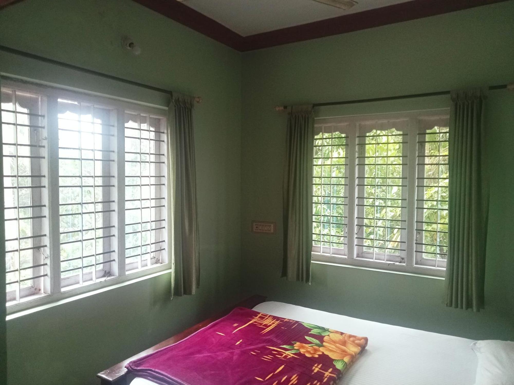 Eshwarkrupa Homestay Madikeri Dış mekan fotoğraf